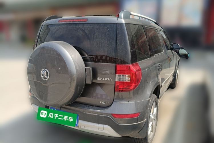 Used Skoda Yeti 2014 1.4 TSI DSG Polar Edition Rear Right 45 Deg