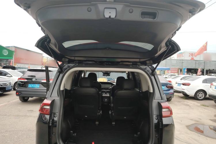 Used GAC Trumpchi M6 2023 PRO 270T DCT Luxury Edition
