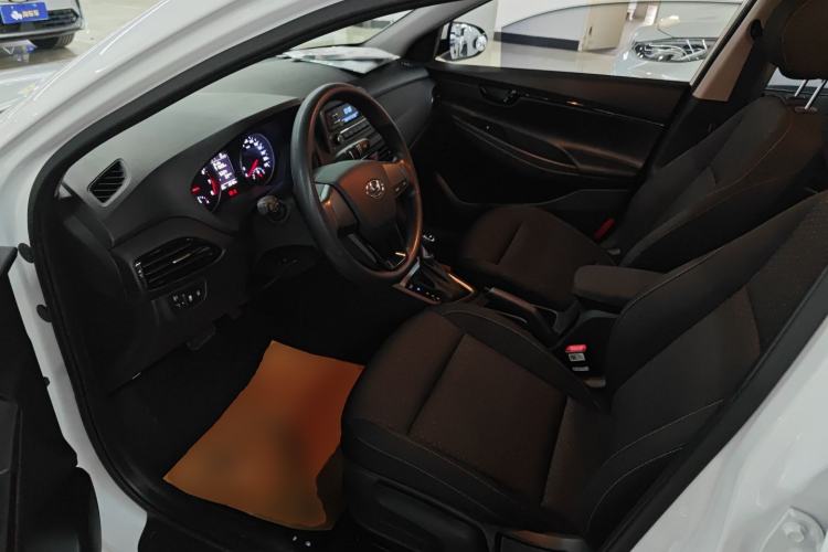 Used Hyundai Celesta 2020 1.6L Automatic GL Enjoyable Edition Left Front Seat