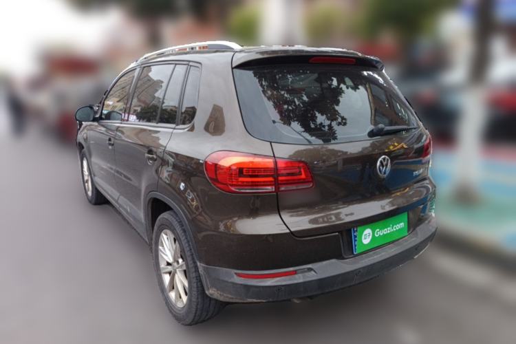 Used Volkswagen Tiguan 2015 1.8TSI Manual Two-Wheel-Drive Limited Edition Rear Left 45 Deg