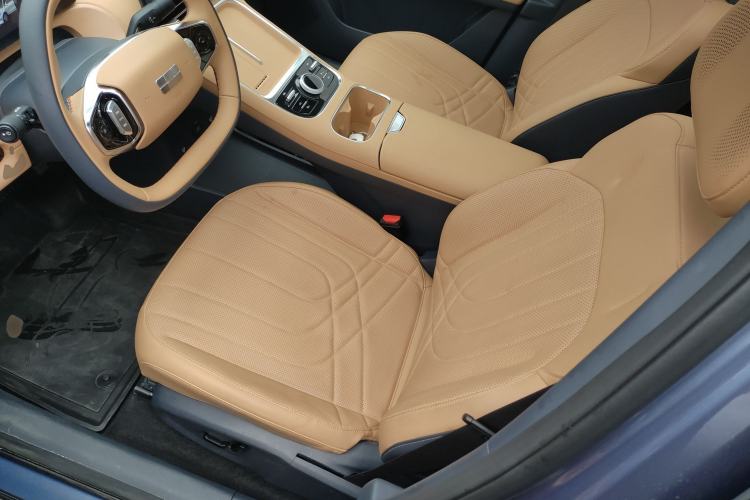 Used Geely Galaxy Xingjian 7 EM-i 2025 120km Flagship Edition Left Front Seat