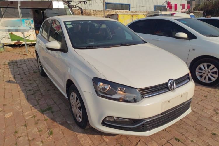 Used Volkswagen Polo 2016 1.4L Manual Fashion Model Exterior 1