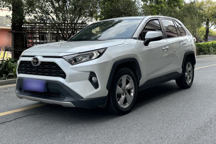 Used Toyota RAV4 2021 2.0L CVT Two-Wheel Drive Fashion Edition