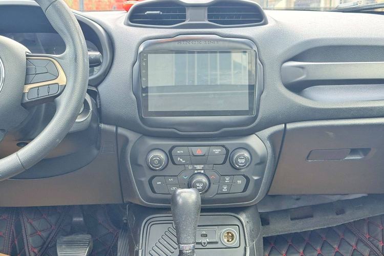 Used Jeep Renegade 2018 Connected Large Screen Version 180T Automatic High-Energy Edition