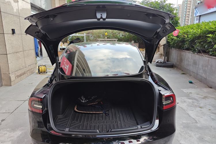 Used Tesla Model 3 2022 Rear-Wheel-Drive Version Trunk