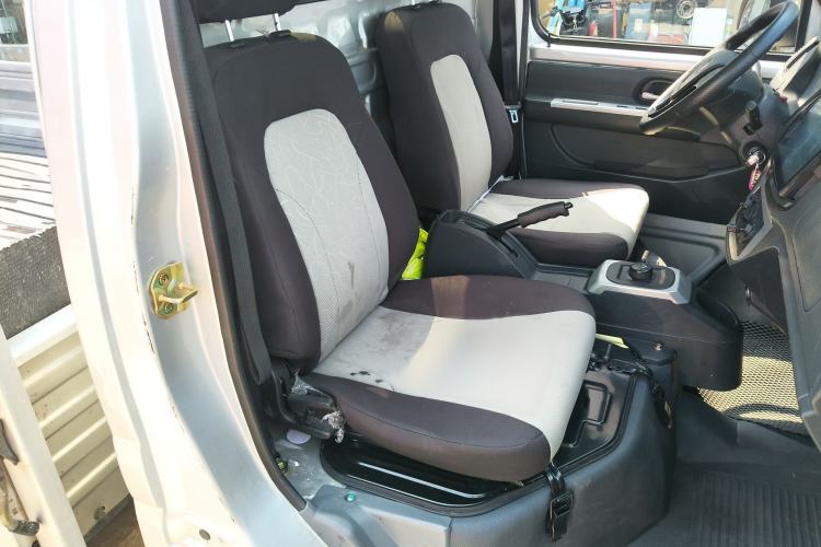 Used Kama Ruiteng 2023 Flatbed Truck