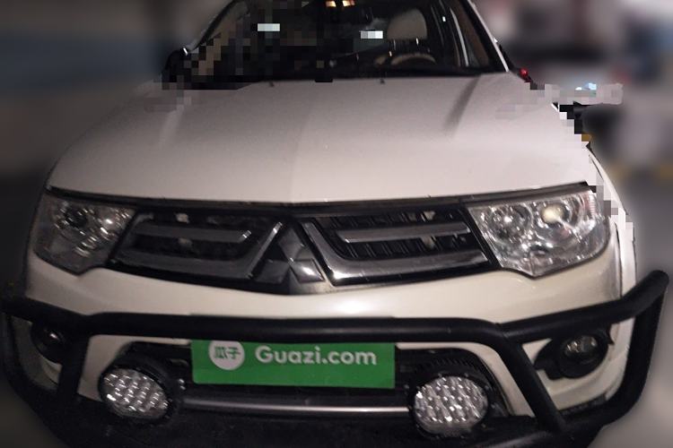 Used Mitsubishi Pajero Sport 2013 3.0L Automatic 4x4 Flagship Edition
