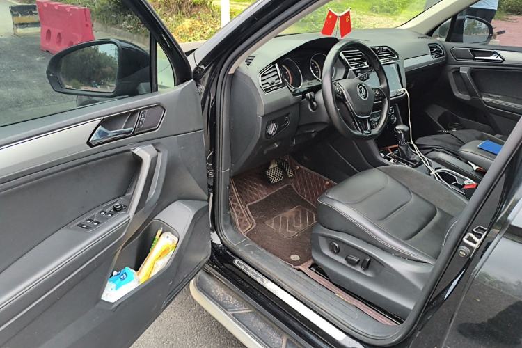 Used Volkswagen Tiguan L 2021 330TSI Automatic Two-Wheel Drive Smart Edition Driver Seat