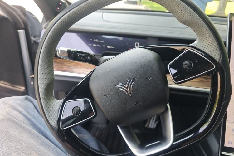 Used NETA S 2023 All-Electric 520 km Range Rear-Drive Version