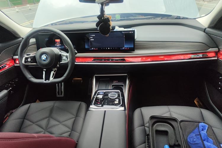 Used BMW i7 2023 eDrive50L Leading M Sport Package