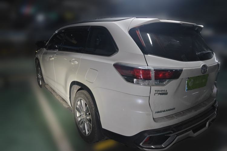 Used Toyota Highlander 2015 3.5L 4x4 Luxury Edition 7-seater
