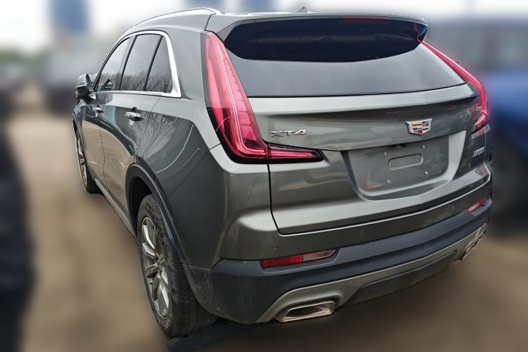 Used Cadillac XT4 2018 28T Two-Wheel-Drive Luxury Model
