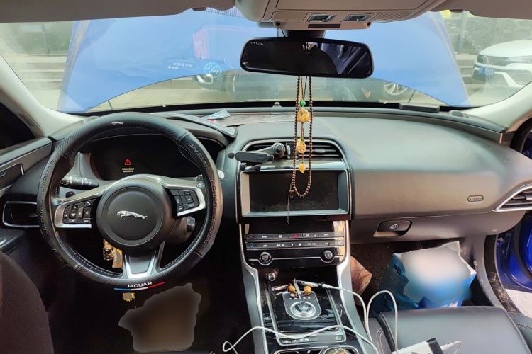 Used Jaguar XEL 2019 2.0T 200 PS Deluxe Edition

