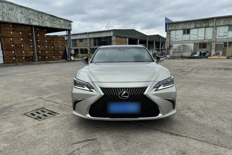 Used Lexus ES 2018 200 Excellence Edition China V Standard