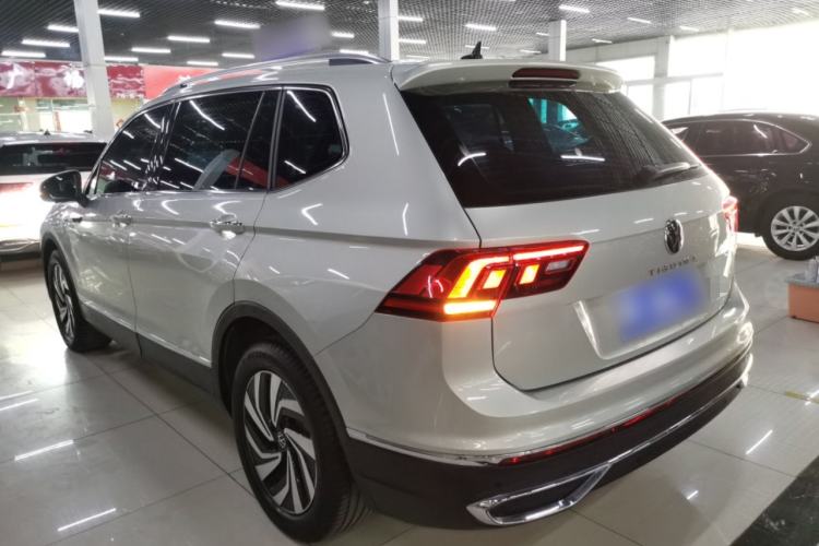 Used Volkswagen Tiguan L 2022 330TSI Automatic Two-Wheel Drive Smart Edition
