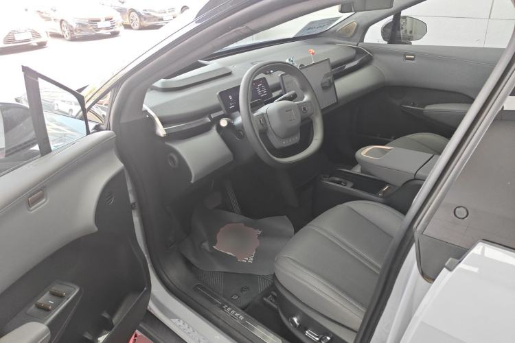 Used Zeekr X 2023 Rear-Drive YOU Edition 4 Seats
