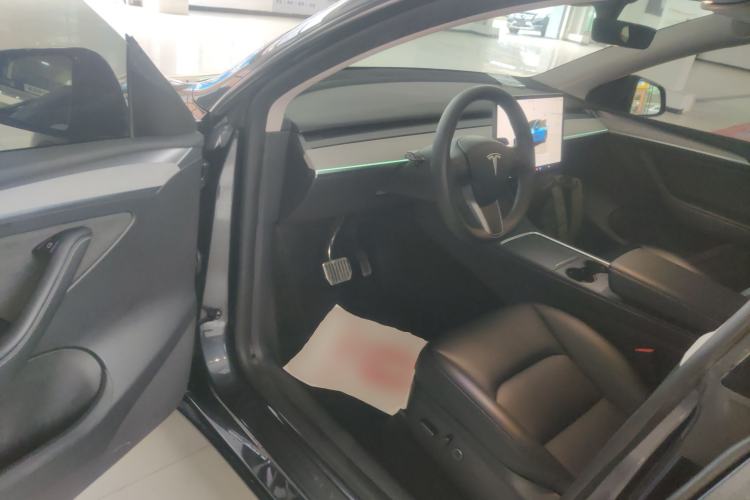 Used Tesla Model Y 2024 Rear-Wheel-Drive Version