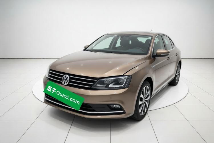 Used Volkswagen Sagitar 2015 230TSI Automatic Luxury Model