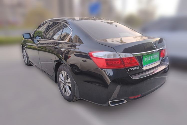 Used Honda Accord 2015 2.0L LX Comfort Edition Rear Left 45 Deg