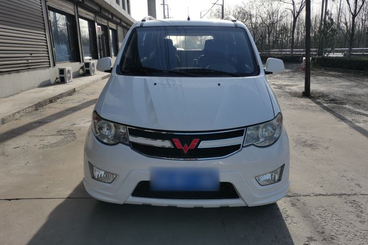 Used Wuling Hongguang 2014 1.5L S Standard Version
