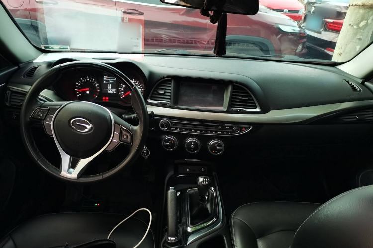 Used GAC Trumpchi GA6 2016 235T Manual Elite Edition Interior 2