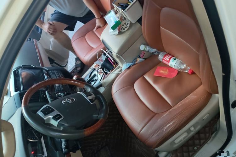 Used Toyota Land Cruiser 2015 4.0L V6 Middle East Limited Edition