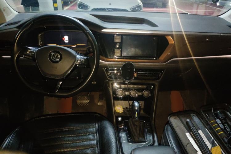 Used Volkswagen Tharu 2019 280TSI Two-Wheel Drive Flagship Edition China V Standard
