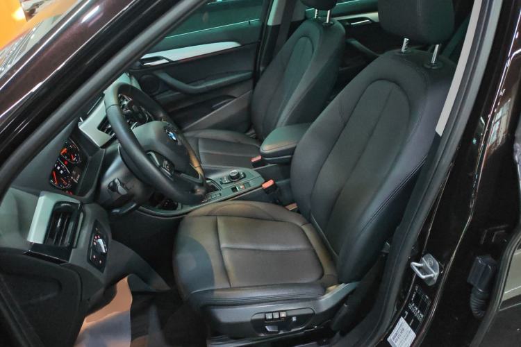 Used BMW X1 2019 sDrive20Li Leading Model
