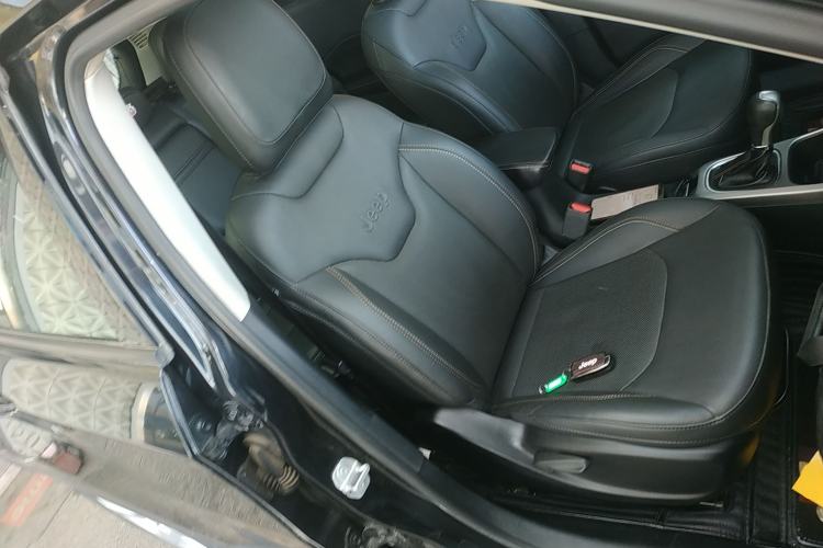 Used Jeep Compass 2017 200T Automatic Family Edition