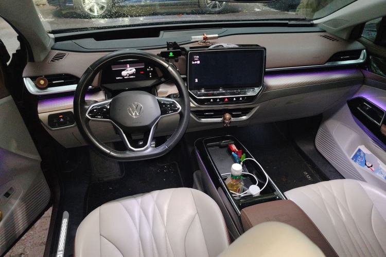 Used Volkswagen ID.6 X 2021 Pro Smart Long-Range Edition Center Console