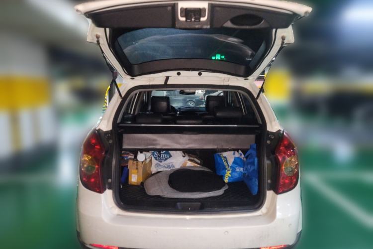 Used SsangYong Korando 2011 2.0T Diesel Two-Wheel Drive Automatic Luxury Navigation Edition Trunk