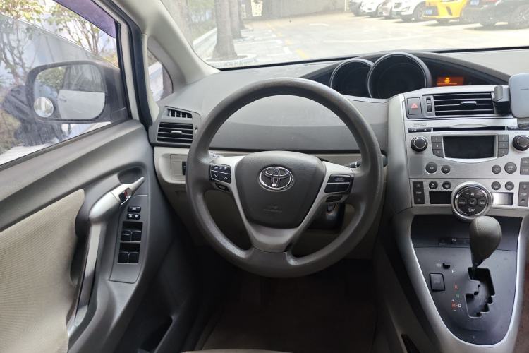 Used Toyota Verso 2011 180G CVT Luxury Edition