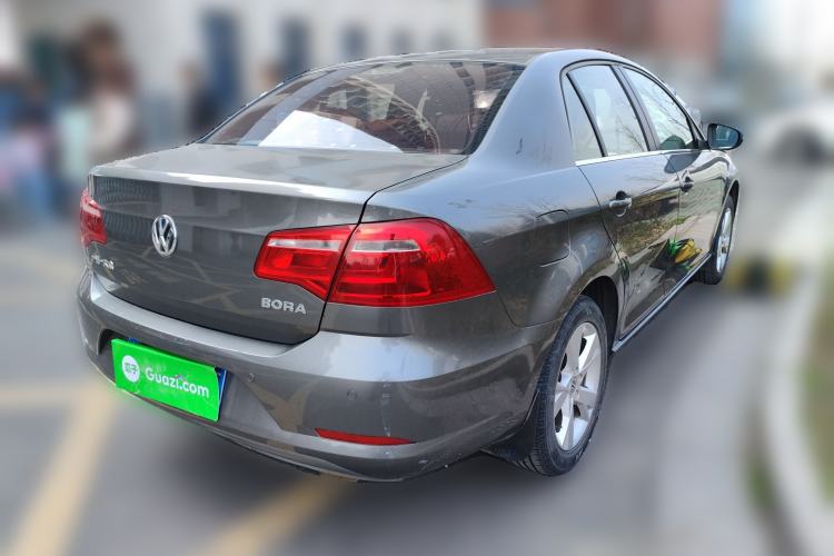 Used Volkswagen Bora 2014 1.6L Automatic Comfort Model Rear Right 45 Deg