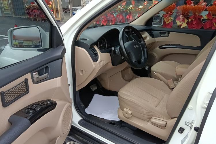 Used Kia Sportage 2013 2.0L Automatic Two-Wheel Drive GL Trim