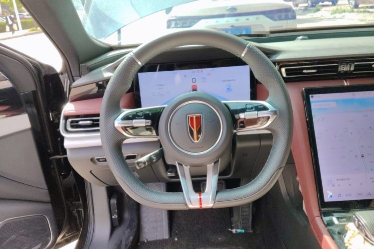 Used Hongqi H5 2025 2.0T Automatic Xuan Ying Edition Steering Wheel