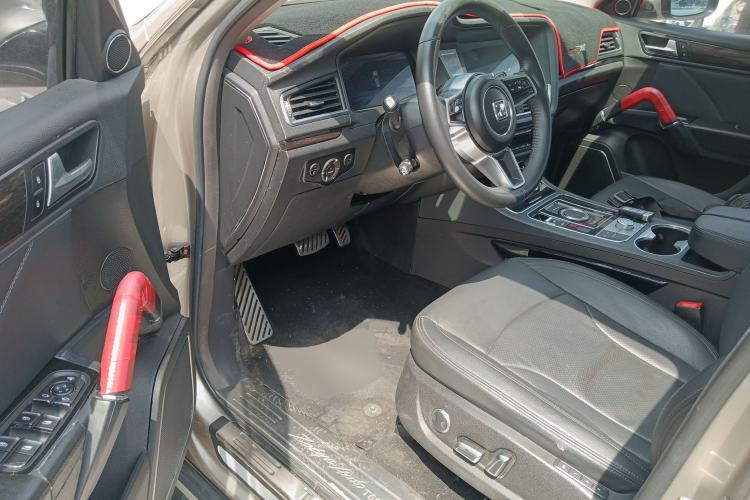 Used Zotye T600 2016 Sport Edition 2.0T DCT Prestige Model Driver Seat