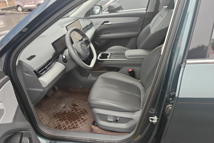 Used Bestune Yueyi 03 2025 565km Premium Edition
