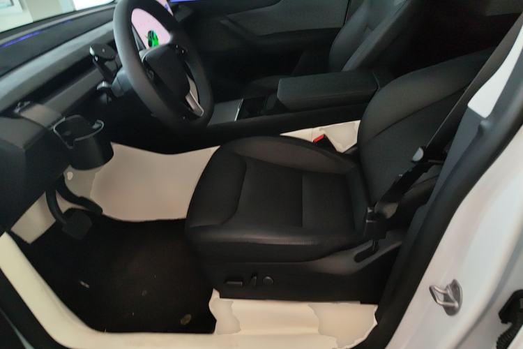 Used Tesla Model Y 2025 Rear-Wheel Drive First Edition