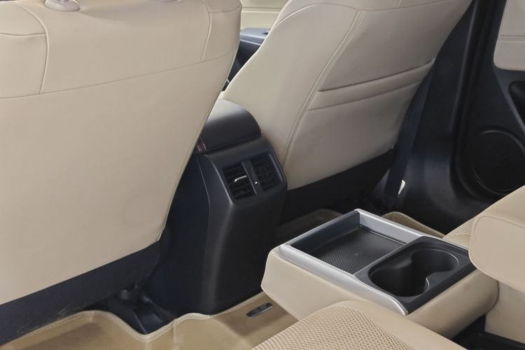 Used Honda Jade 2013 1.8L automatic Comfort version 5 seats
