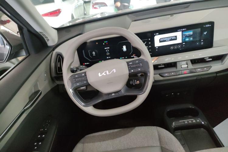 Used Kia EV5 2024 530 Air
