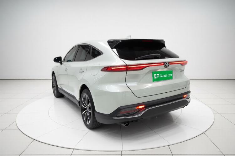 Used Toyota Harrier 2022 2.0L CVT Two-Wheel Drive Luxury Edition Exterior 2