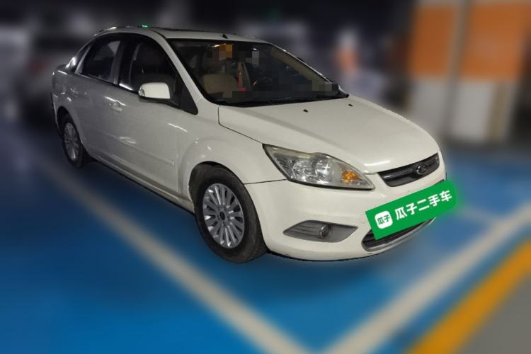 Used Ford Focus 2013 Sedan Classic 1.8L Manual Fashion Edition