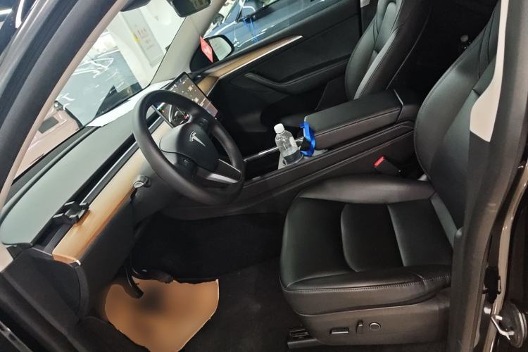 Used Tesla Model Y 2021 Standard Range Rear-Wheel Drive Version