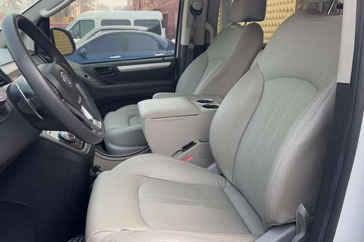 Used SAIC MAXUS G10 2022 2.0T Automatic Smart Enjoyment Version Gasoline 7 Seats
