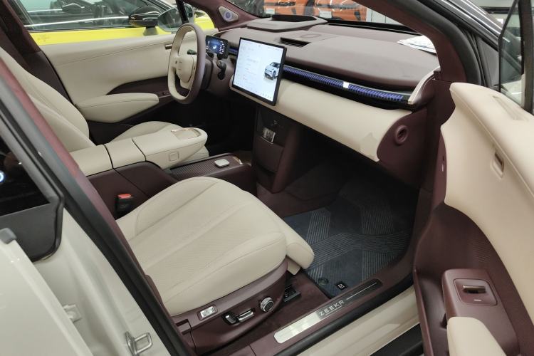 Used Zeekr X 2025 Four-Seater Rear-Drive Cube Version
