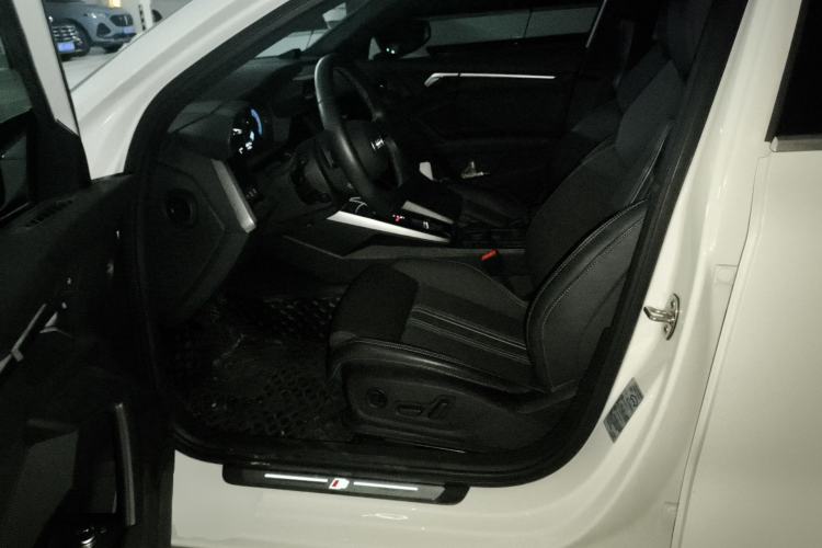 Used Audi A3 2022 Sportback 35 TFSI Fashionable Sports Model Driver Seat