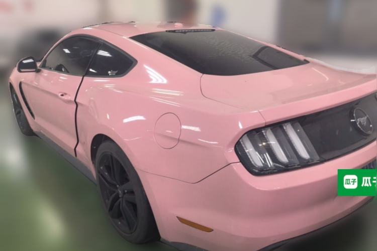 Used Ford Mustang 
