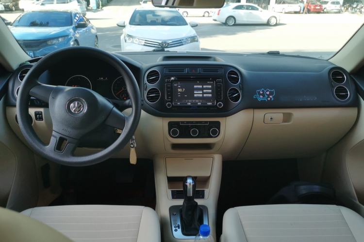 Used Volkswagen Tiguan L 2015 1.8TSI Automatic Two-Wheel Drive Trend Edition
