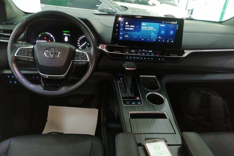 Used Toyota SIENNA 2021 2.5L Hybrid Premium Edition