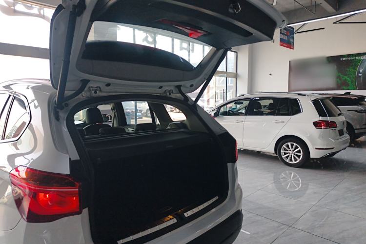 Used BMW X1 2016 sDrive18Li Fashion Model Trunk